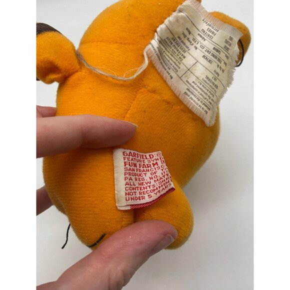 Rare 1981 Garfield Plush: Vintage Cartoon Cat Collectible by Fun Farm - Picture 9 of 10